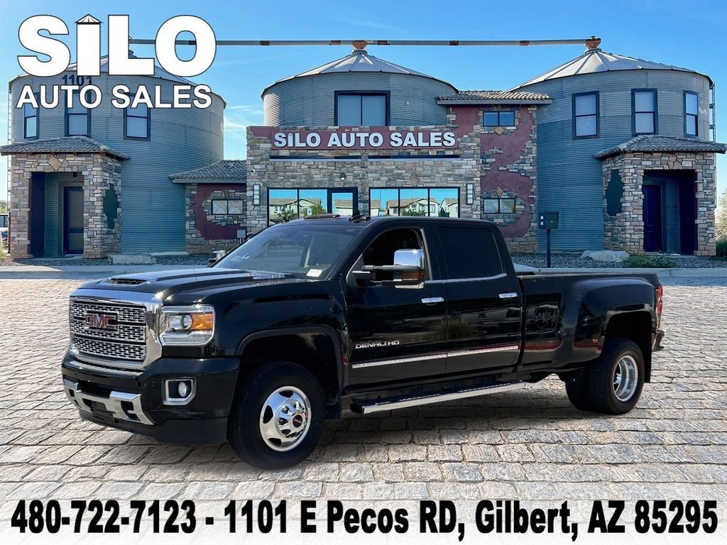 2018 GMC Sierra 4WD Crew Cab Long Box Denali's photo