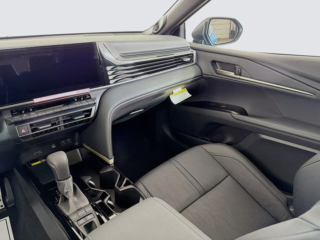 2026 Toyota Camry XSE - Photo 21