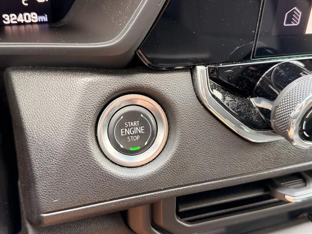 Used 2024 Gray Chevrolet Trail Boss image 27