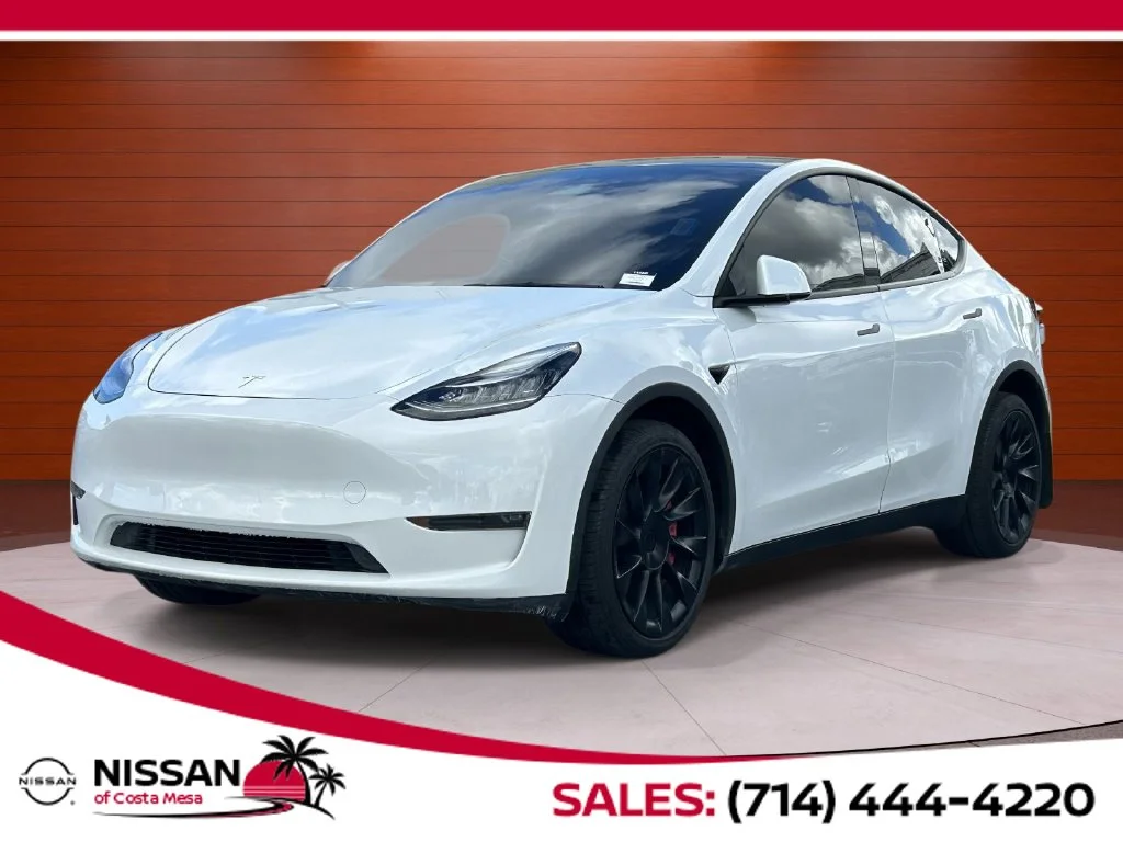 Used 2023 Pearl White Multi-Coat Tesla Long Range image 1
