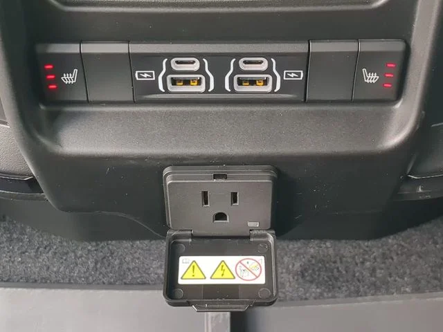 2026 RAM 1500 Rebel - Photo 17