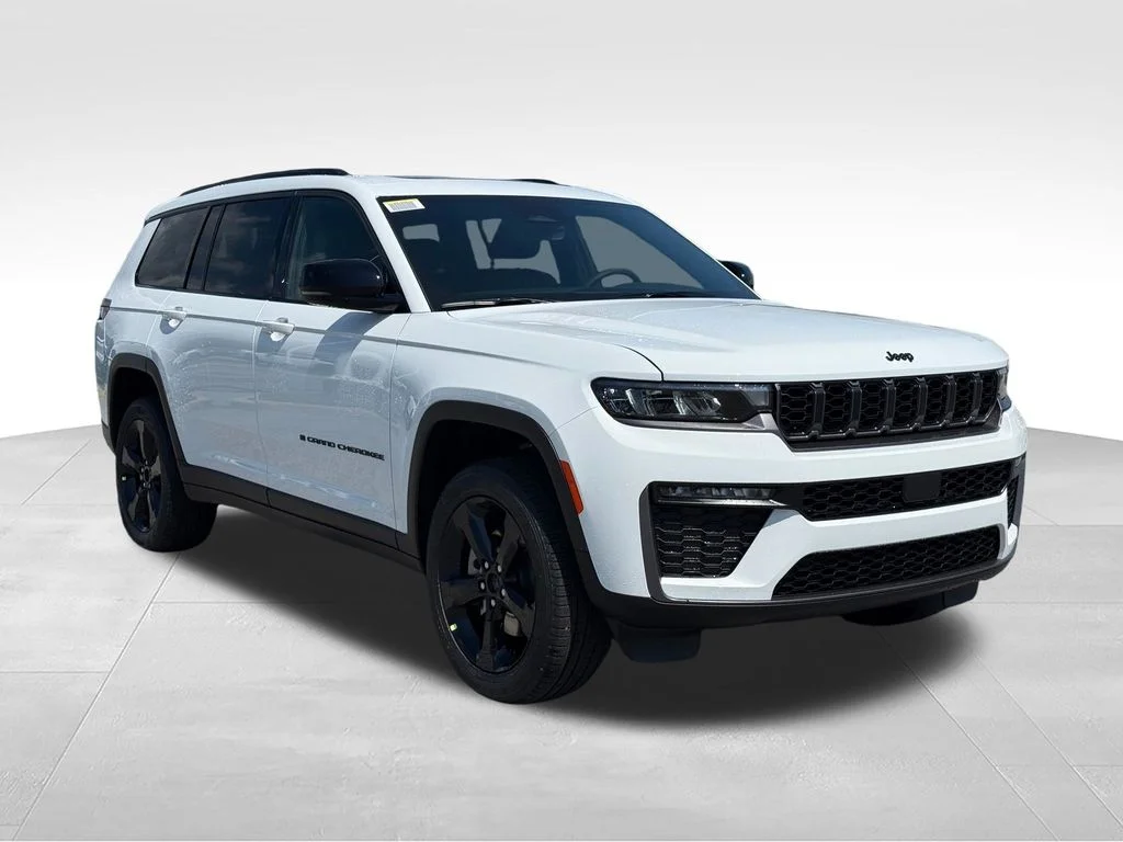 New 2026 Bright White Clear-Coat Exterior Paint Jeep Limited image 29