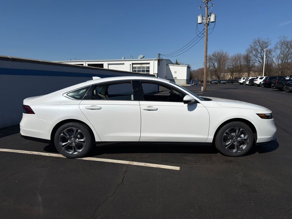 New 2026 Platinum White Pearl Honda EX-L image 6