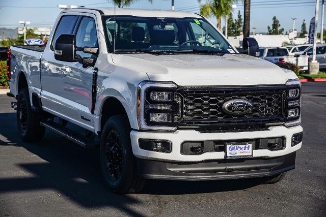 New 2026 Star White Metallic Tri-Coat Ford F-250® Lariat® image 31