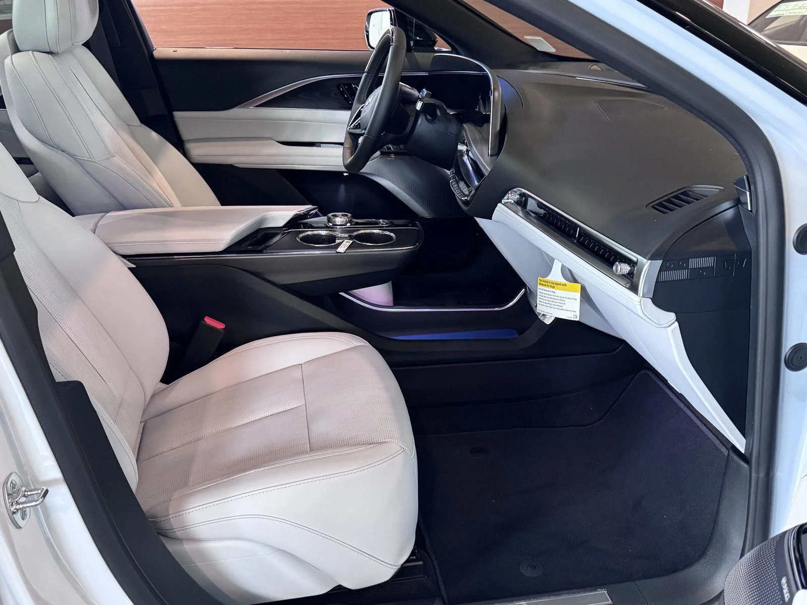 2026 Cadillac LYRIQ Premium Sport - Photo 9