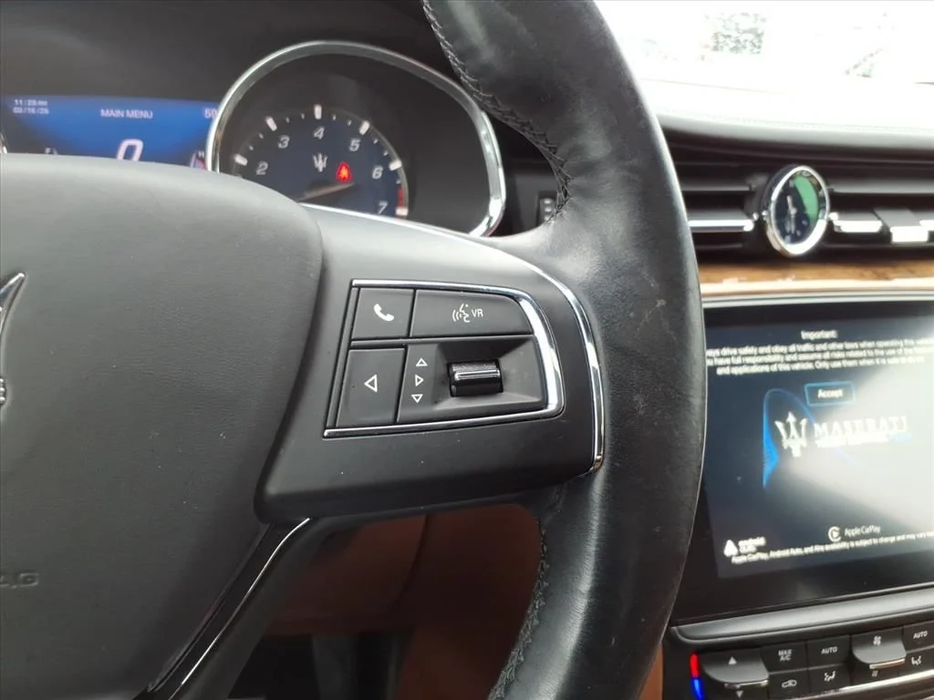 Used 2020 Black Maserati S Q4 image 18