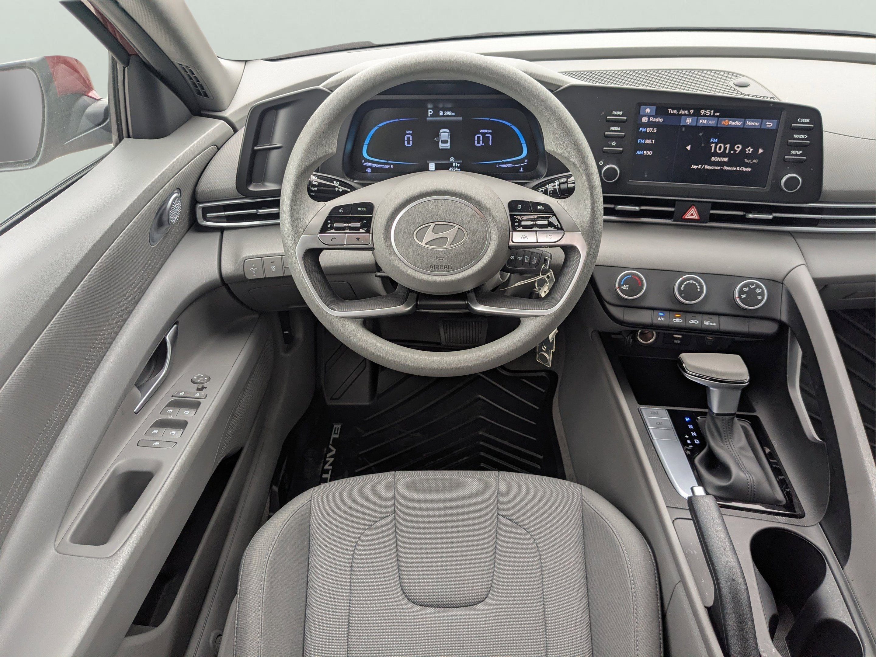 New 2025 Ultimate Red Hyundai SE image 20