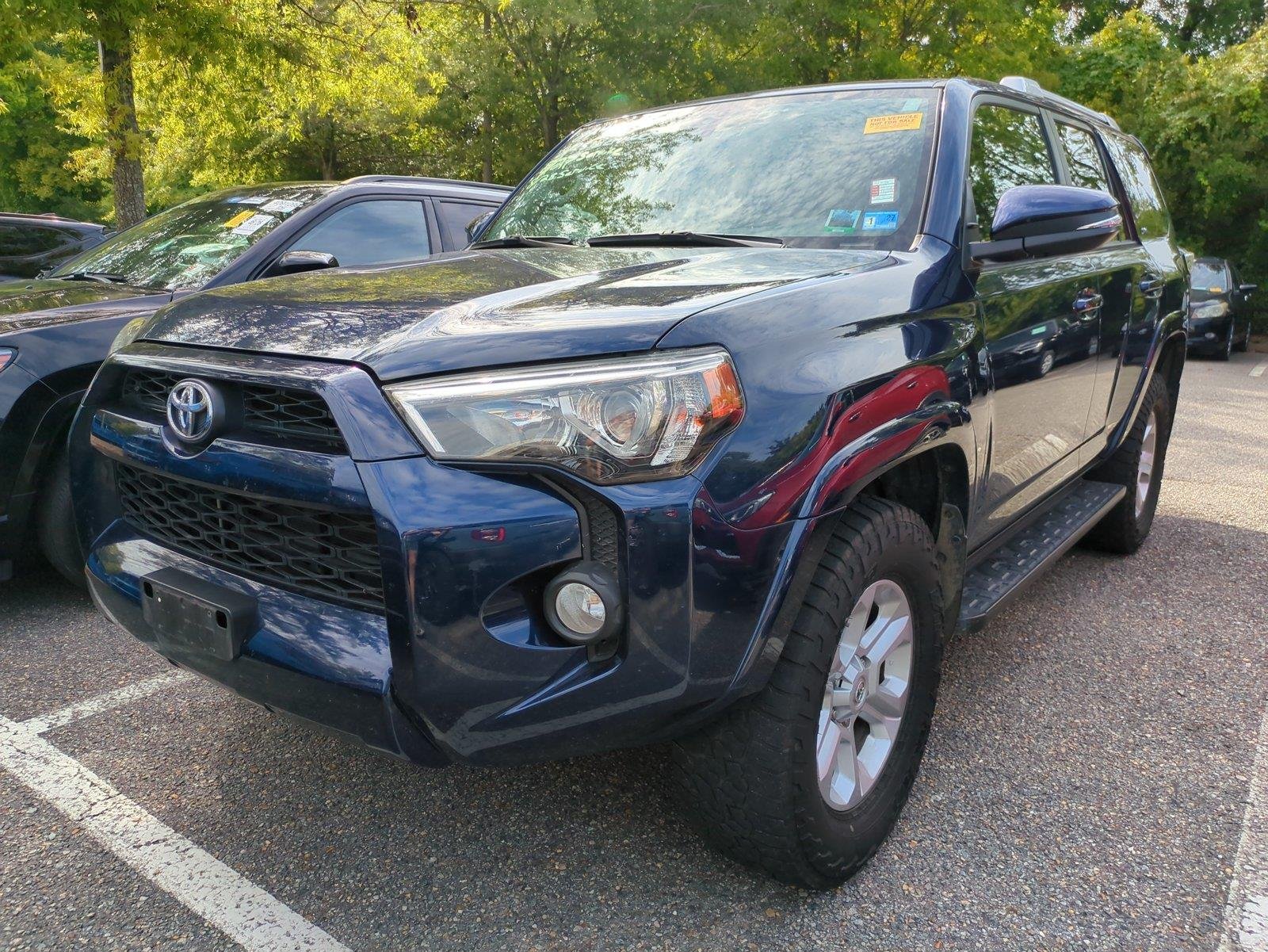 Used 2017  Toyota SR5 Premium image 6