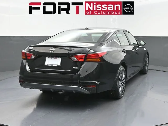 New 2026 Black Nissan 2.5 SV image 6