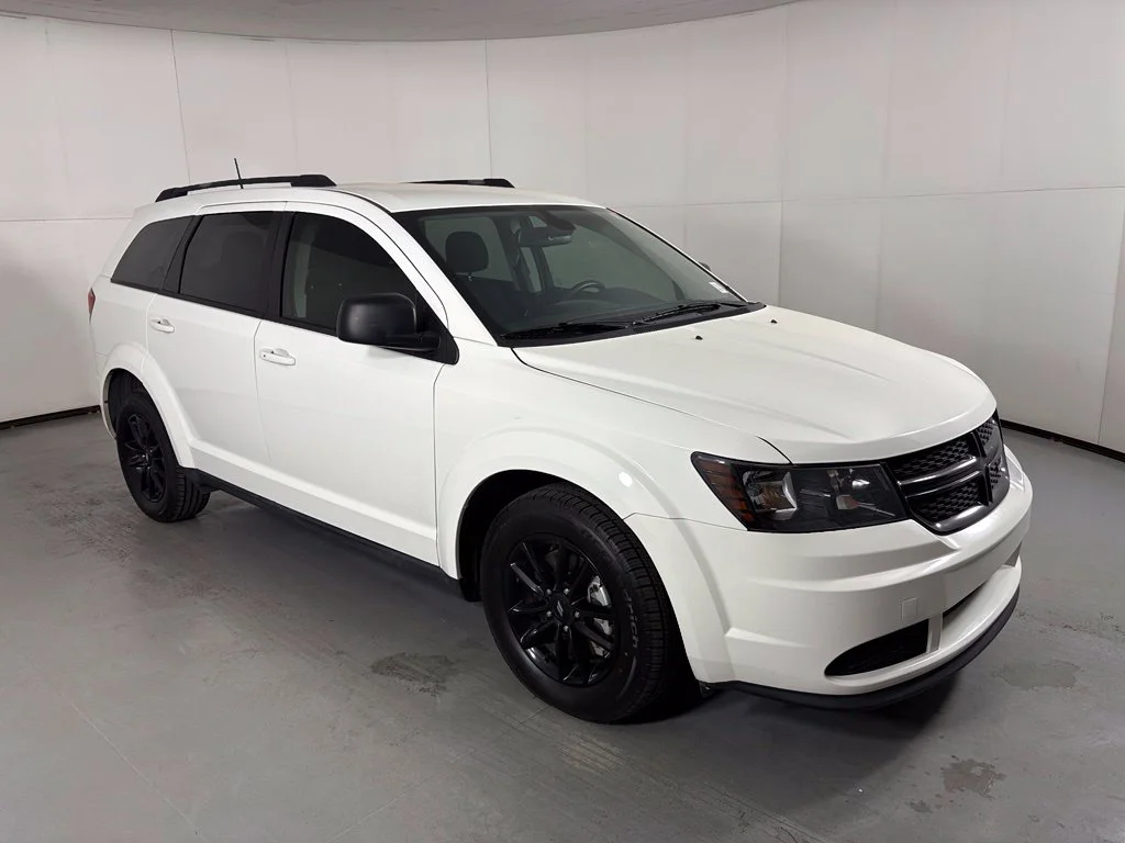 Used 2020 White Dodge SE image 2