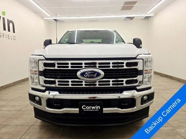 New 2026 Oxford White Ford F-250® XLT image 7