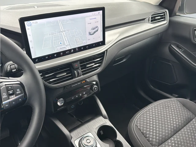 Used 2023 Silver Ford Active image 25