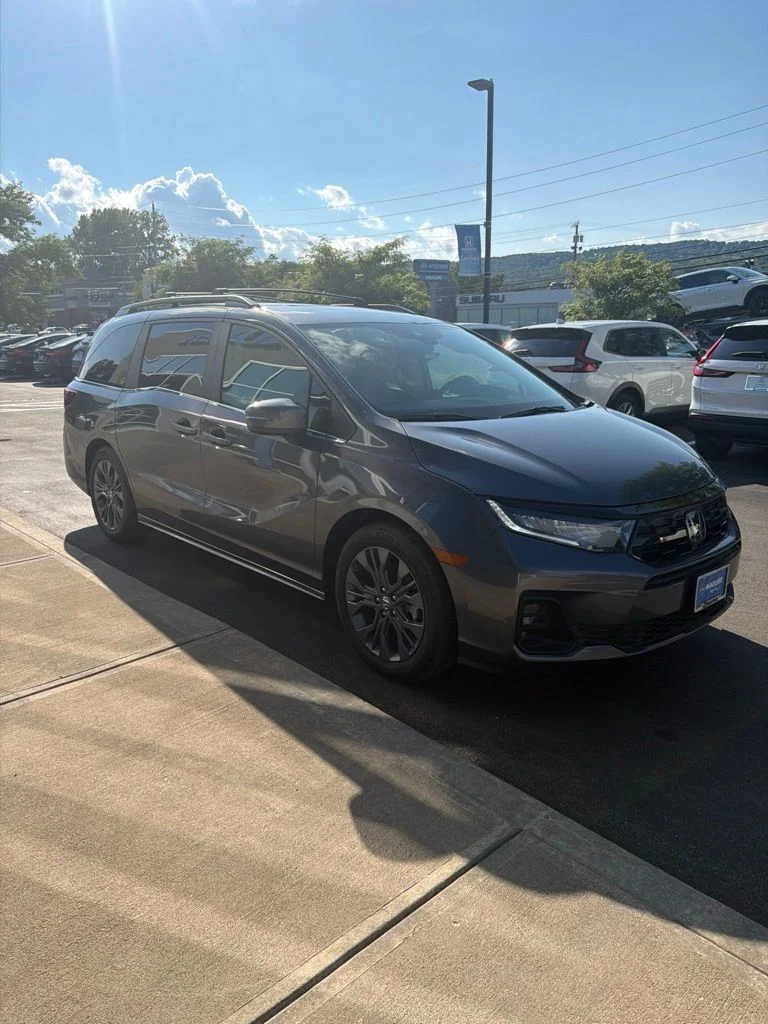 New 2026 Gray Honda Touring image 3