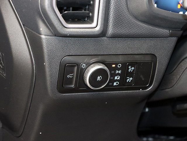 New 2025 Azure Gray Metallic Tri-Coat Ford Outer Banks® image 25