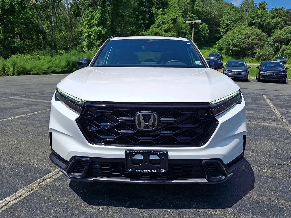 Certified Used 2026 Platinum White Pearl Honda Sport image 2