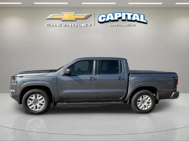 Used 2024 Gray Nissan SV image 2