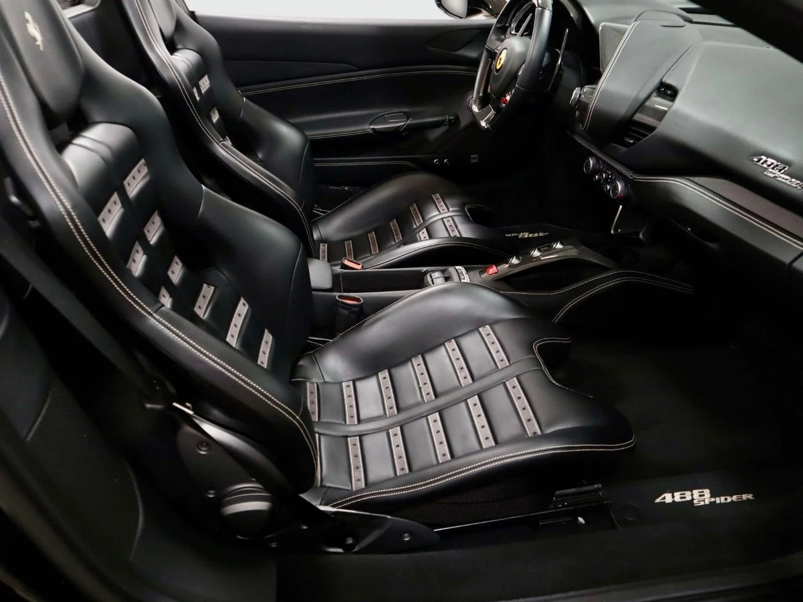 Certified Used 2018 Nero Ferrari  image 16