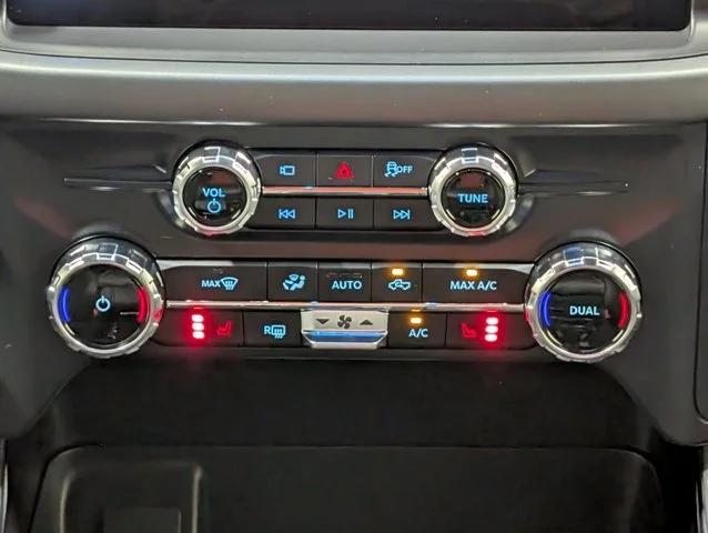 New 2026 Agate Black Metallic Ford Tremor® image 42