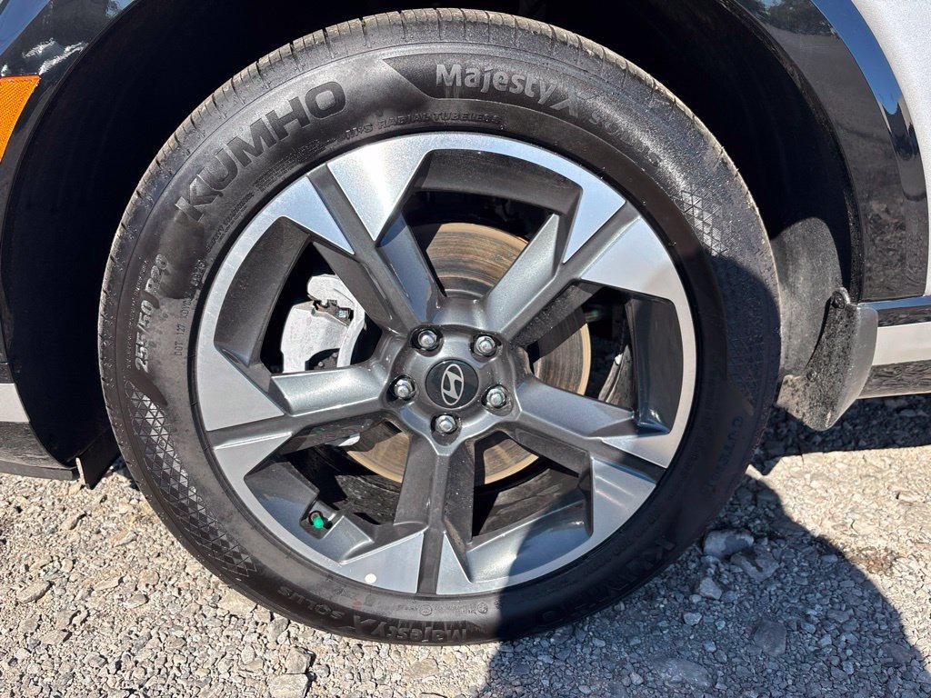 New 2026 Silver Hyundai Limited AWD image 10
