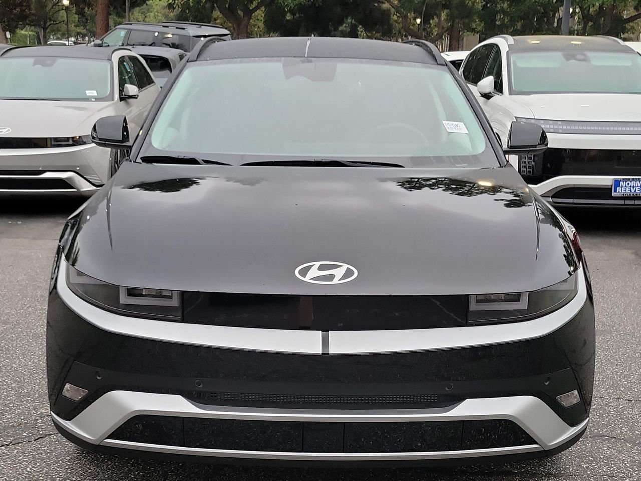 New 2027 Abyss Black Hyundai SEL image 5