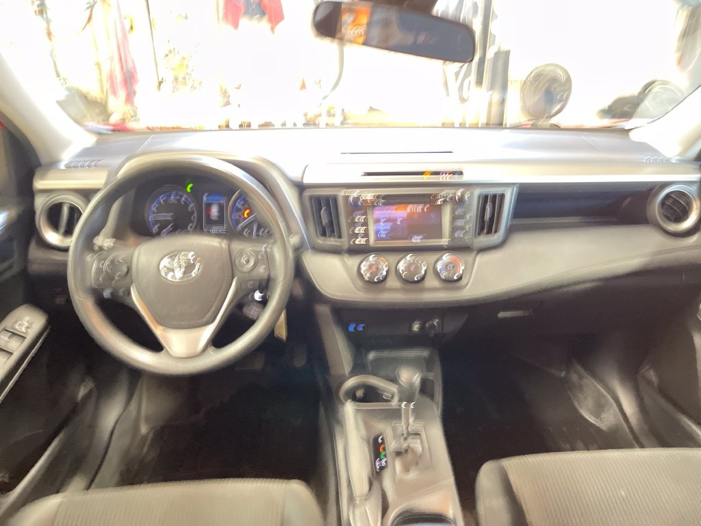 Used 2017 Red Toyota LE image 25