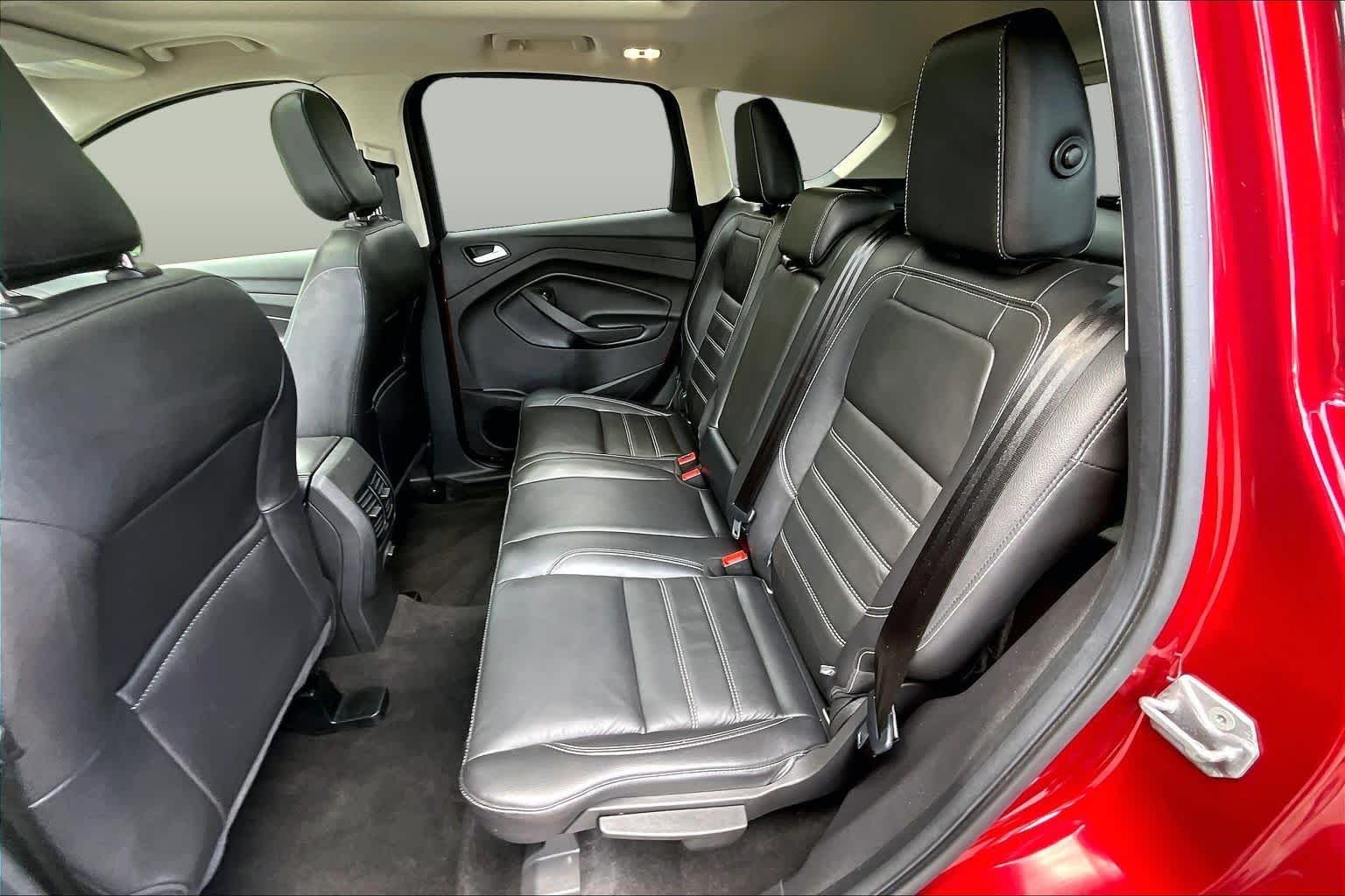 Used 2018 Ruby Red Metallic Tinted Clearcoat Ford SEL image 20