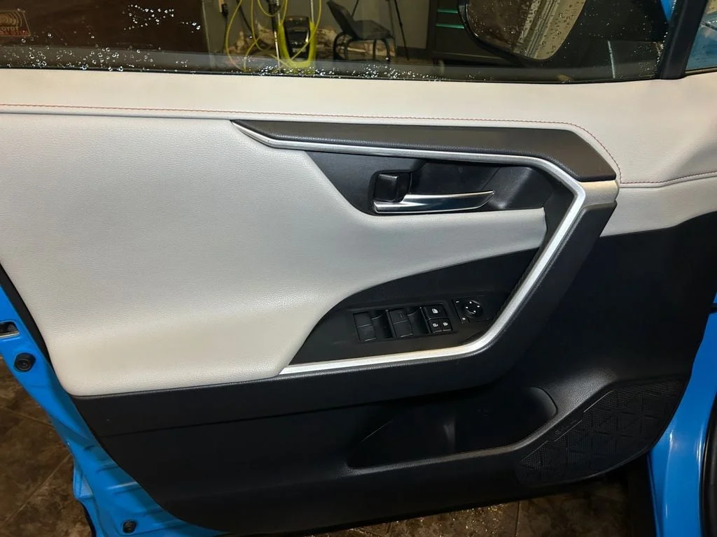 Used 2021 Blue Flame Toyota Adventure image 21