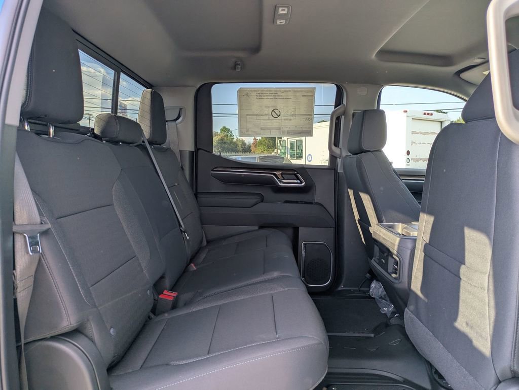 2025 Chevrolet Silverado 1500 LT - Photo 32
