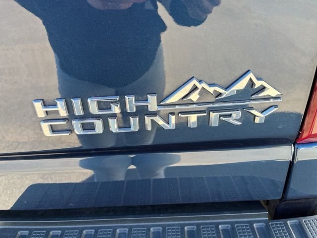 Used 2022 Blue Chevrolet High Country image 32