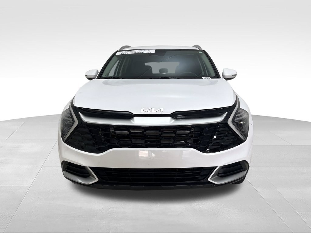 Used 2024 White Kia EX image 8