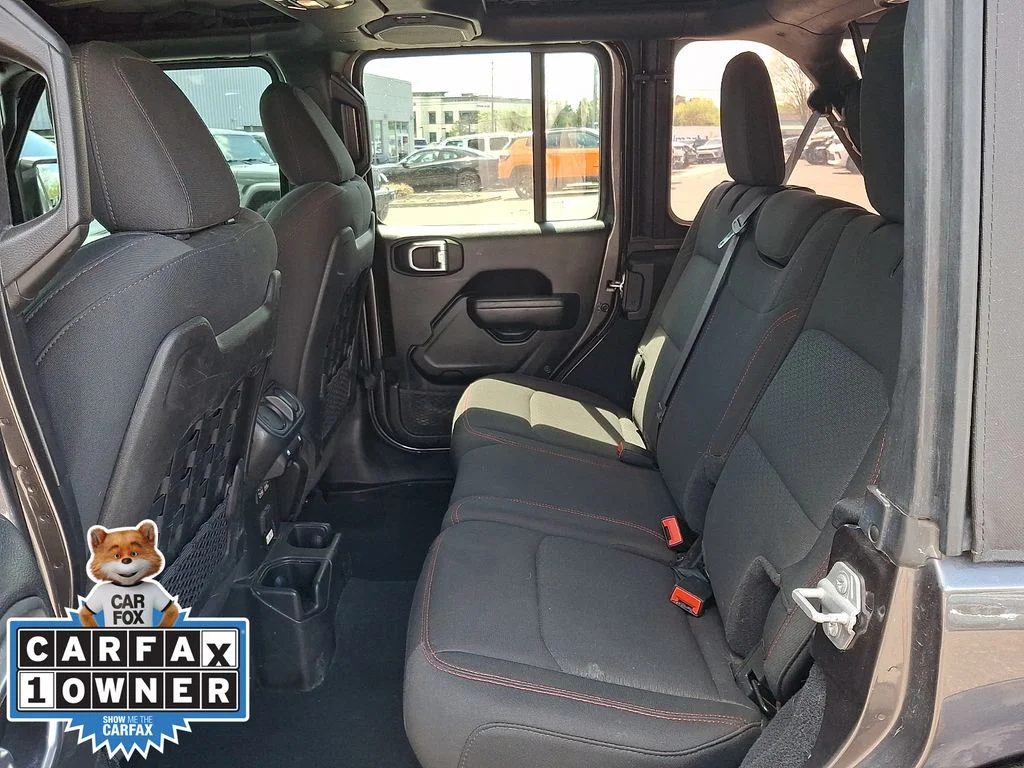 Used 2022 Gray Jeep Unlimited Rubicon image 9
