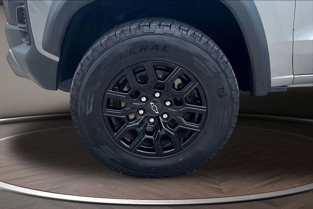Used 2023 Gray Chevrolet Trail Boss image 9