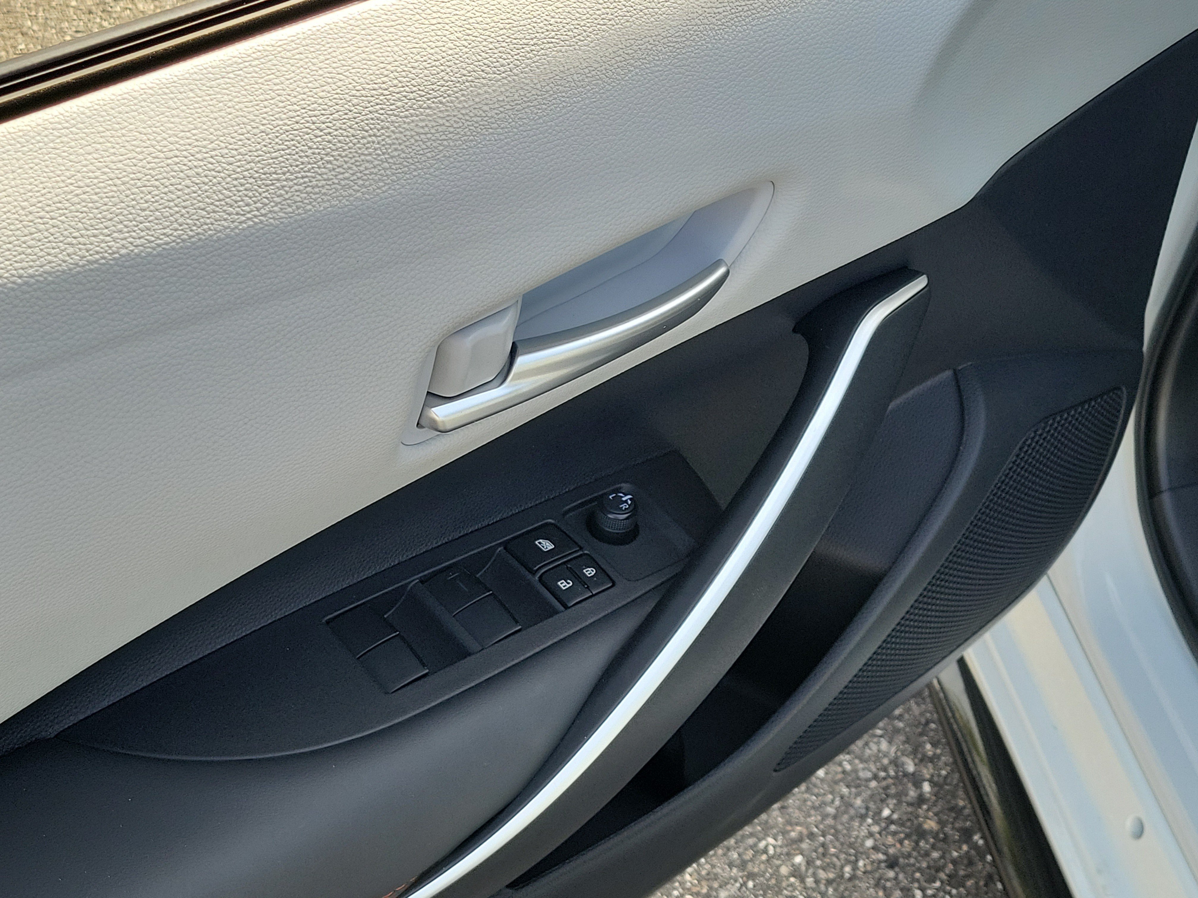 Used 2025 Midnight Black Metallic Toyota FX image 19