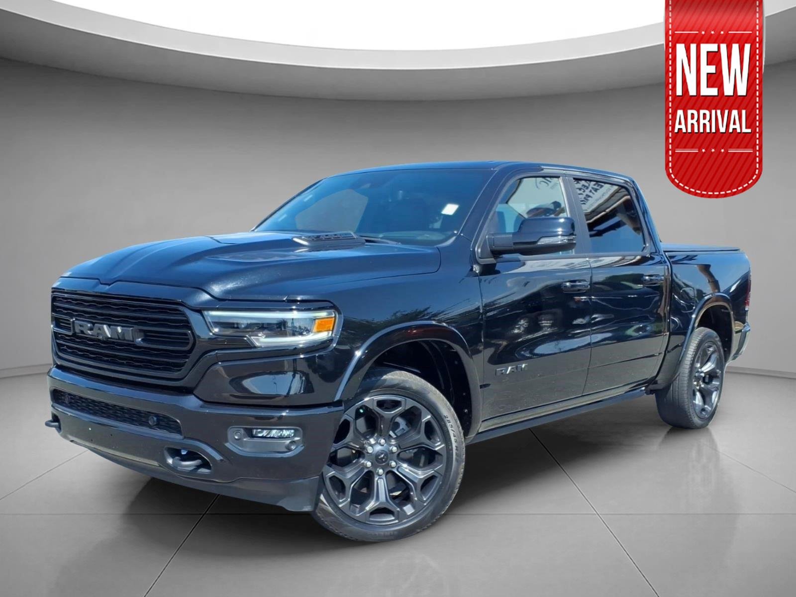 Used 2023 Diamond Black Crystal Pearlcoat Ram Limited image 1