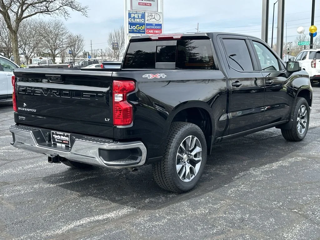 Used 2025 Black Chevrolet LT image 8