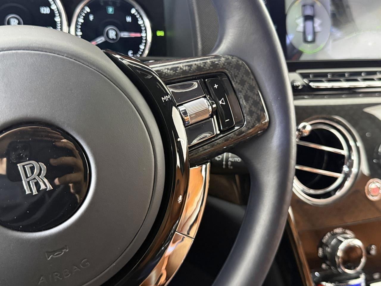 Used 2022 Midnight Blue Rolls-Royce Black Badge | Executive Rear Seating | Rear Entertainment image 24