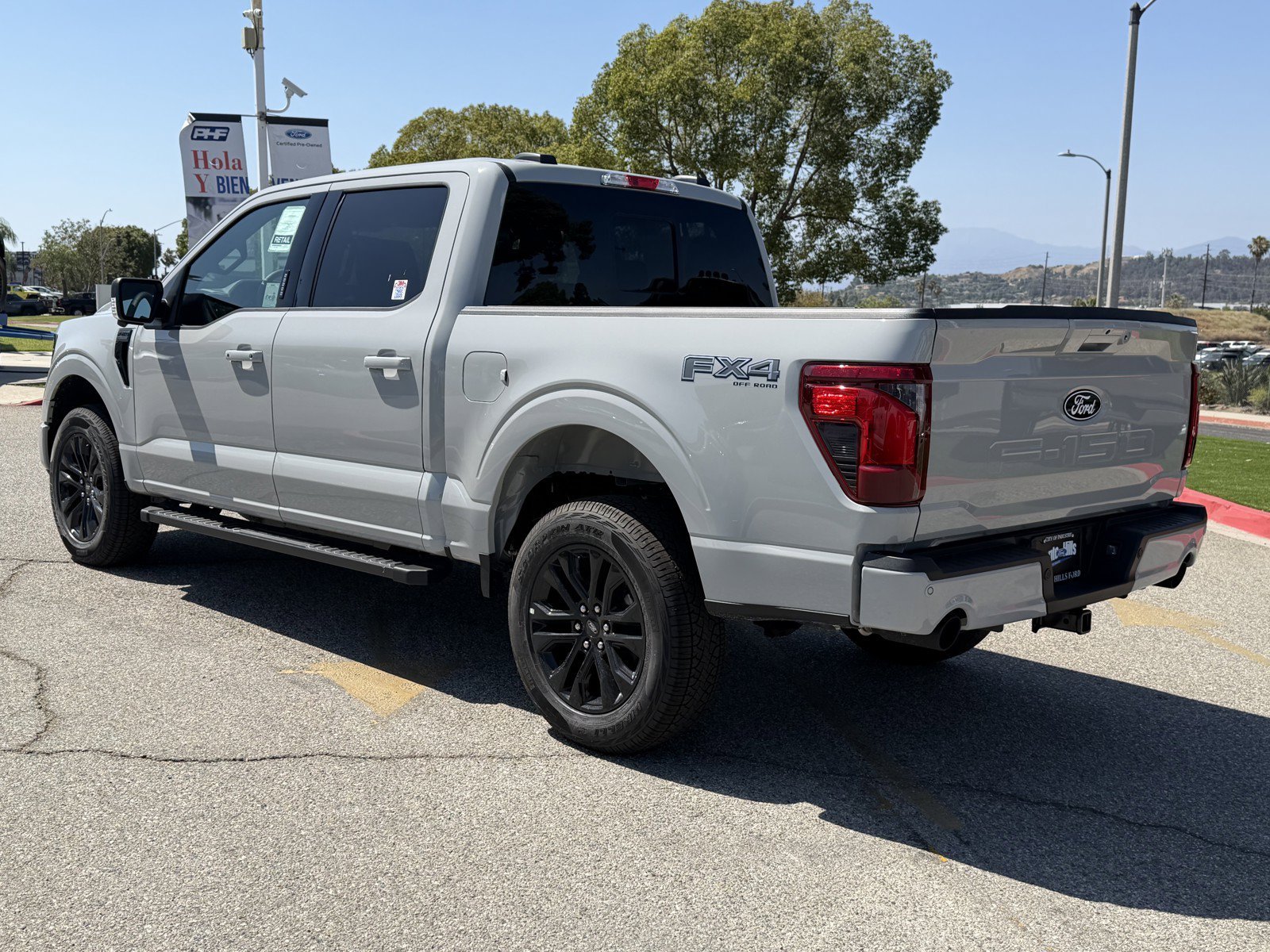 New 2026 Avalanche Ford XLT image 5