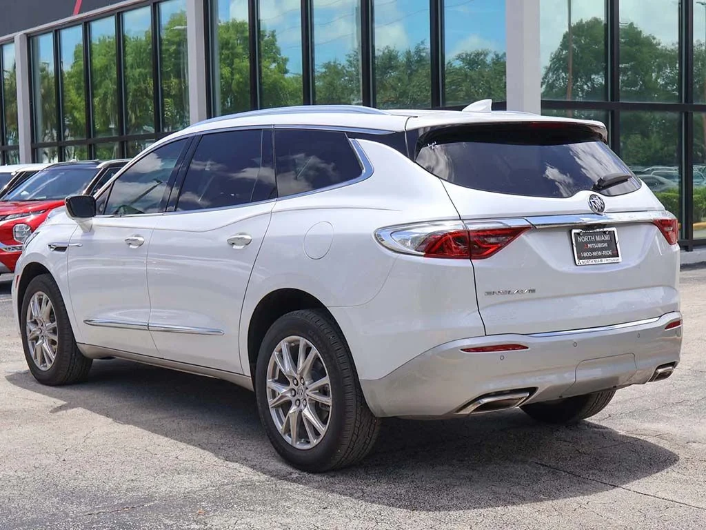 Used 2023 White Buick Premium Group image 13