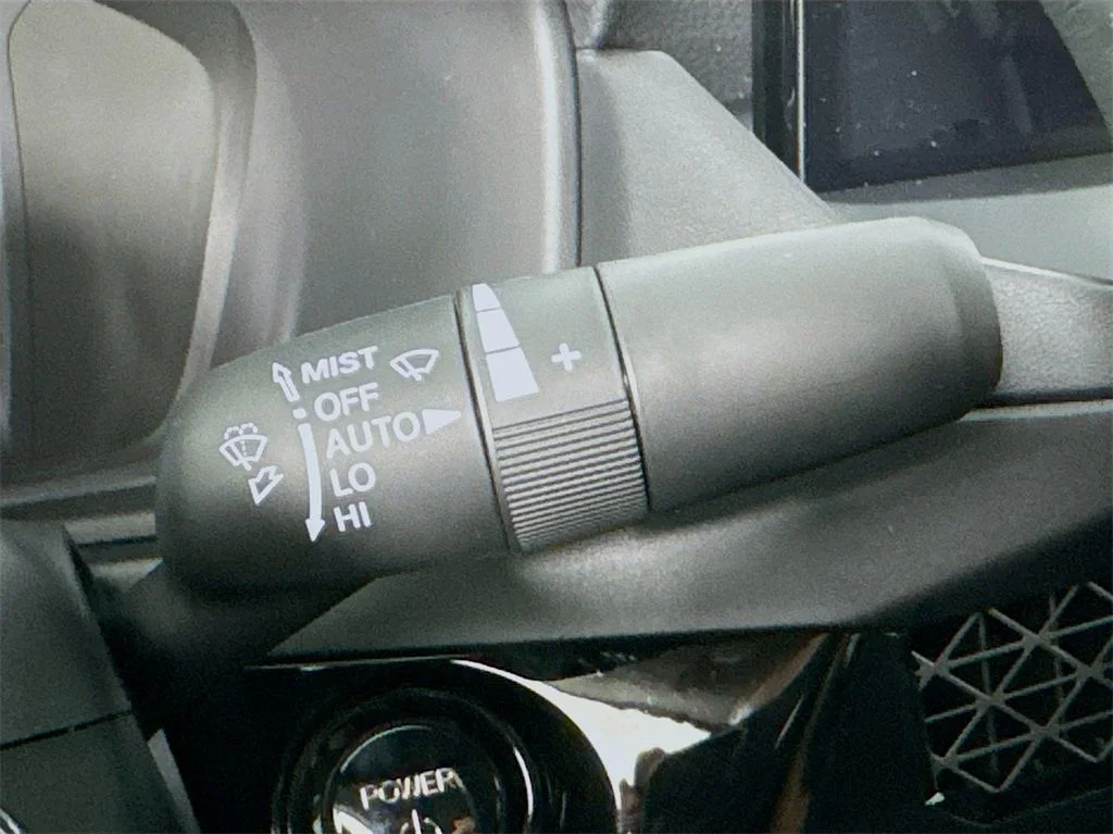 New 2026 Platinum White Pearl Honda Touring image 19