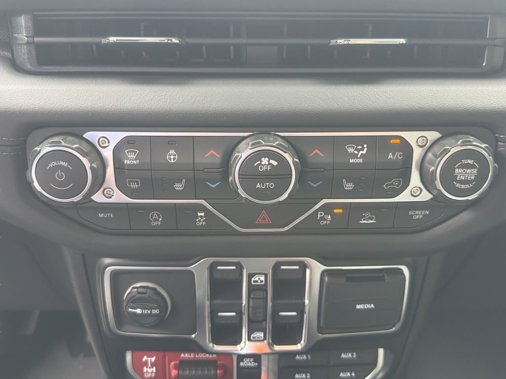 New 2026 Gray Jeep Mojave X image 15
