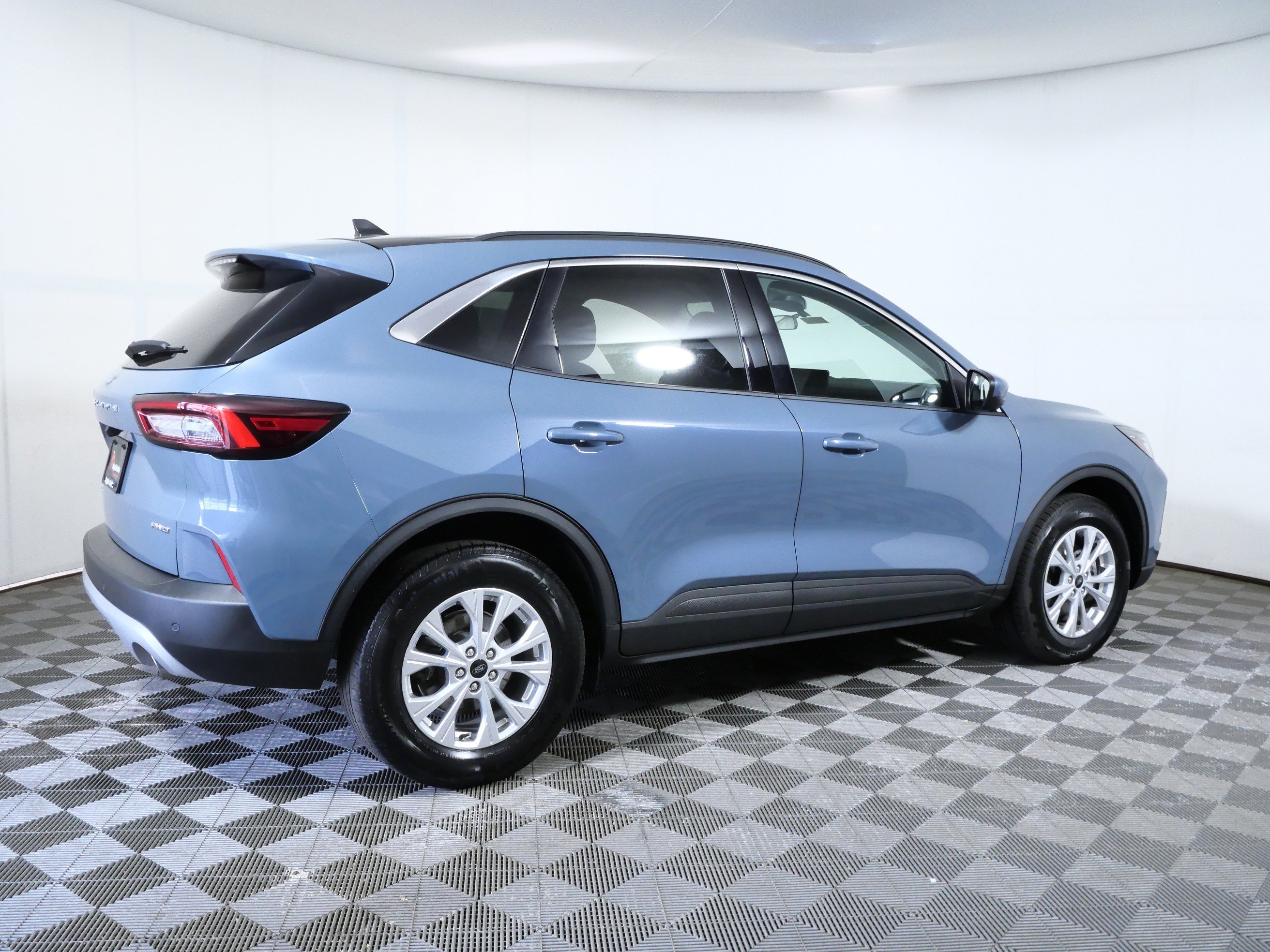 Certified Used 2023 Vapor Blue Metallic Ford Active image 8