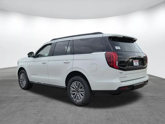 New 2027 Star White Metallic Tri-Coat Ford Platinum image 26