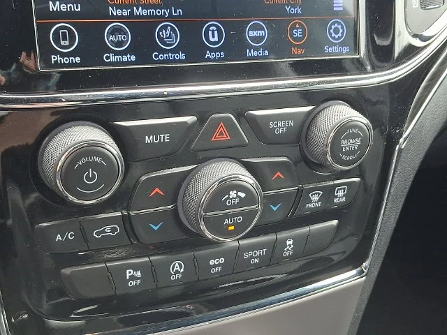 Used 2019 Gray Jeep Limited image 16