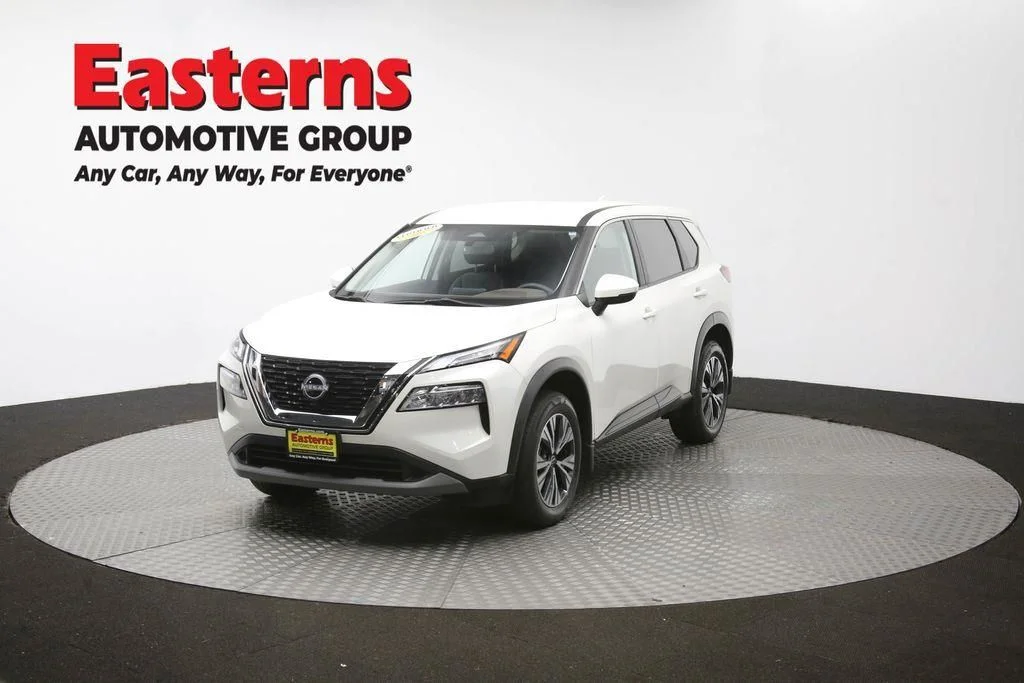 Used 2023 White Nissan SV image 56