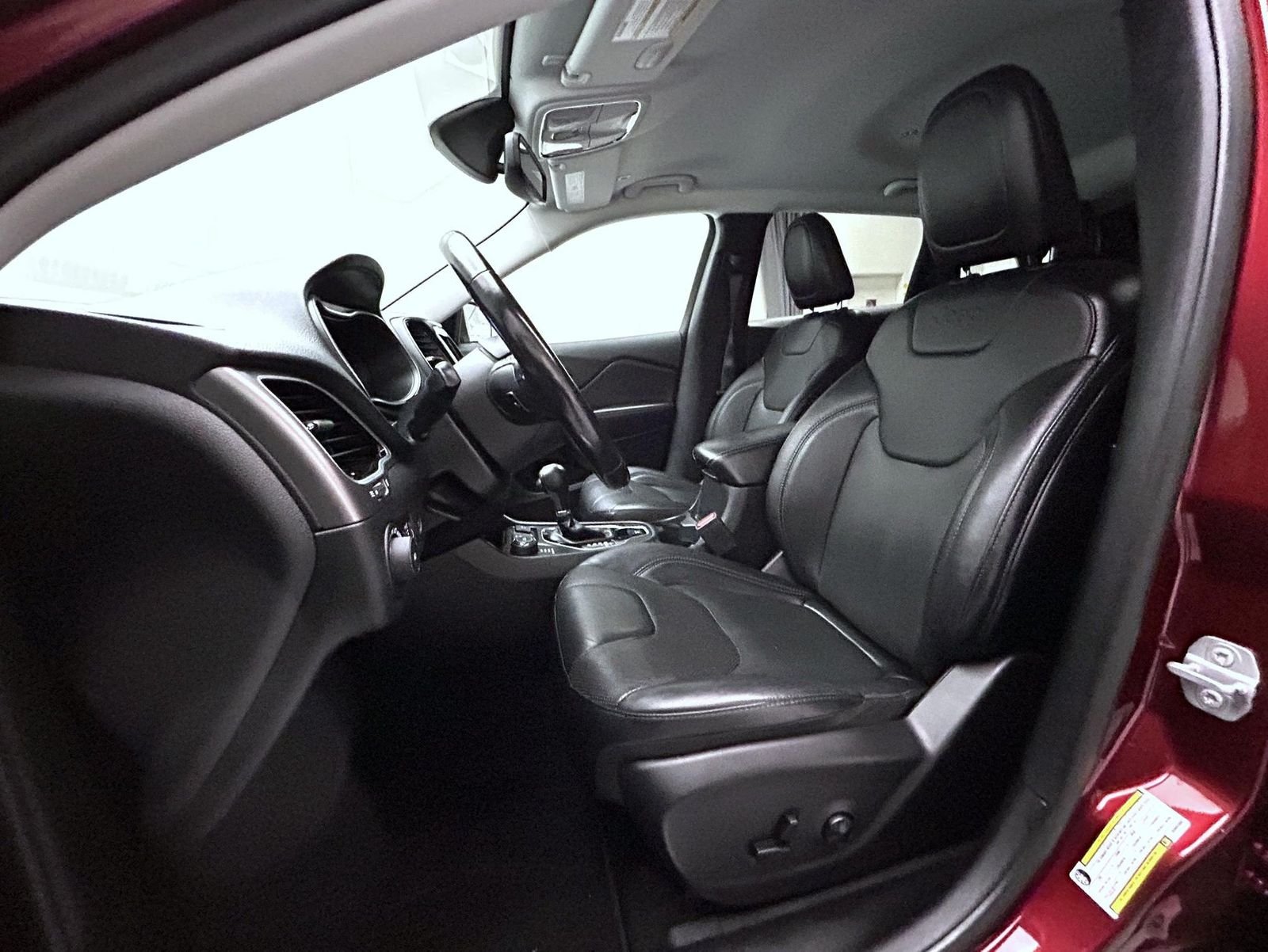 Used 2019 Red Jeep Limited image 10