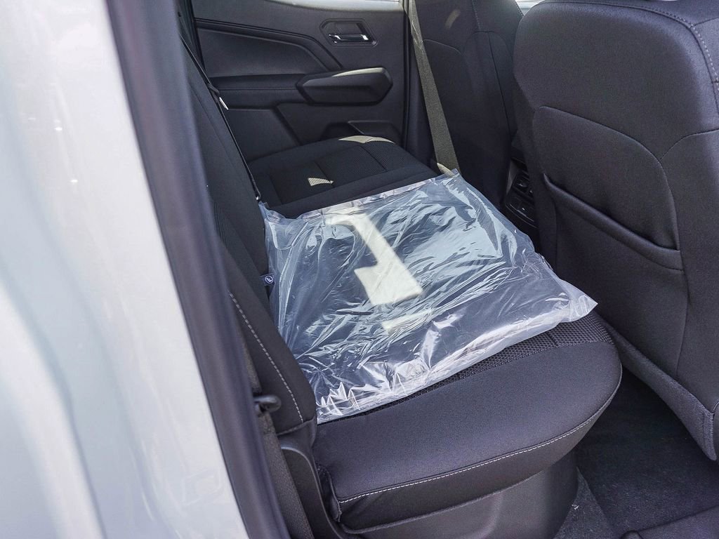 New 2026 Summit White Chevrolet LT image 13
