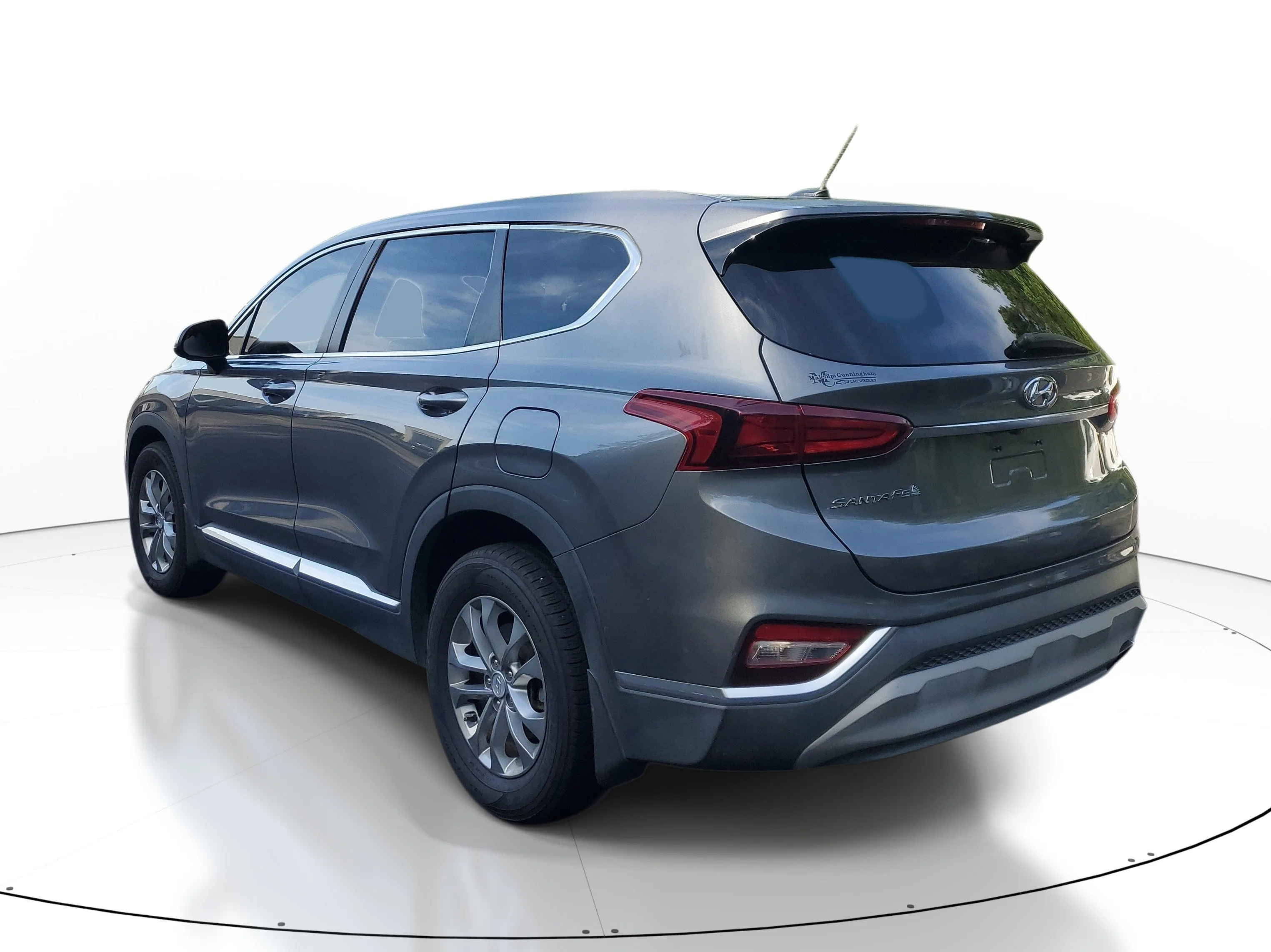 Used 2020 Machine Gray Hyundai SE image 4