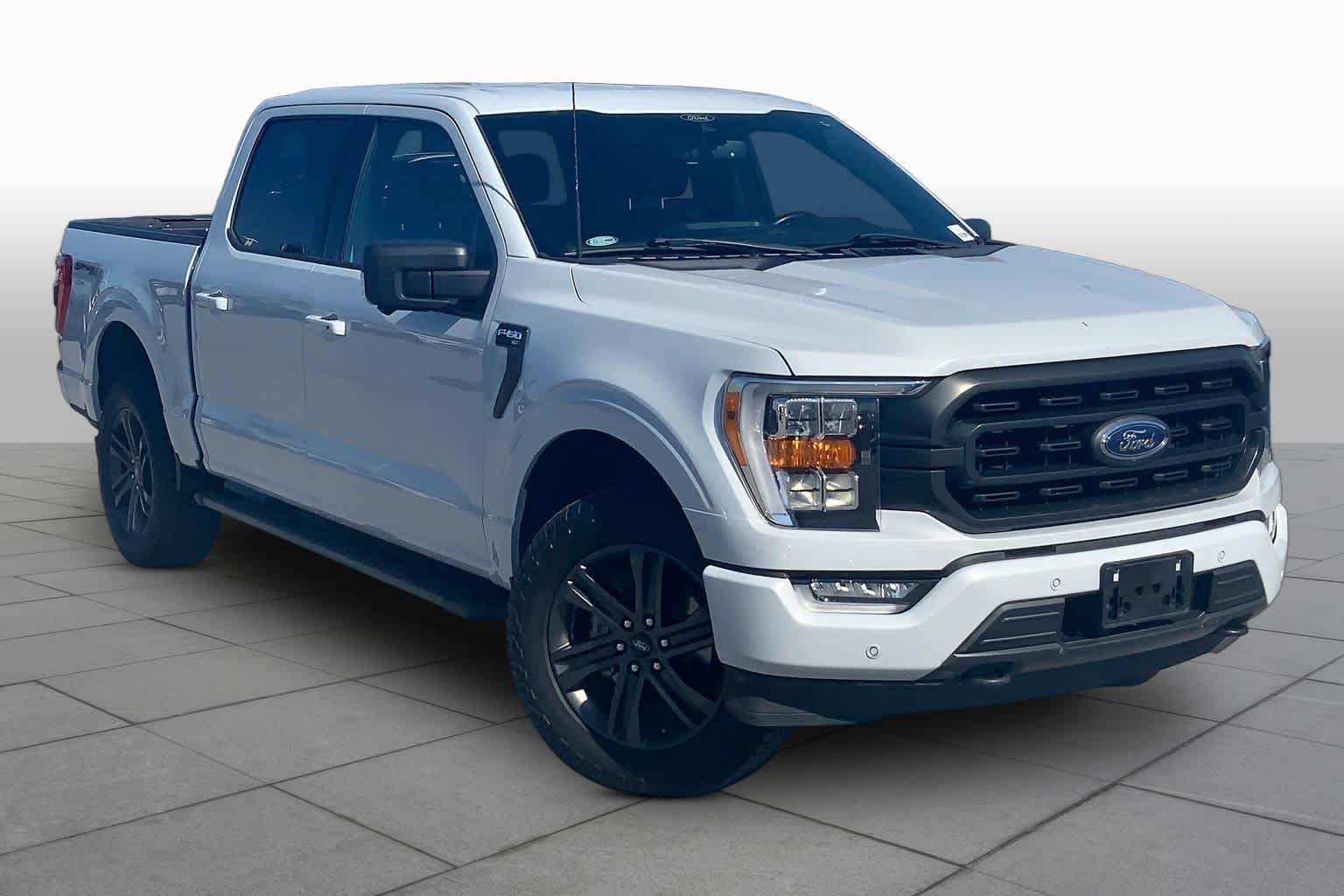Certified Used 2022 Space Gray Ford XLT image 3