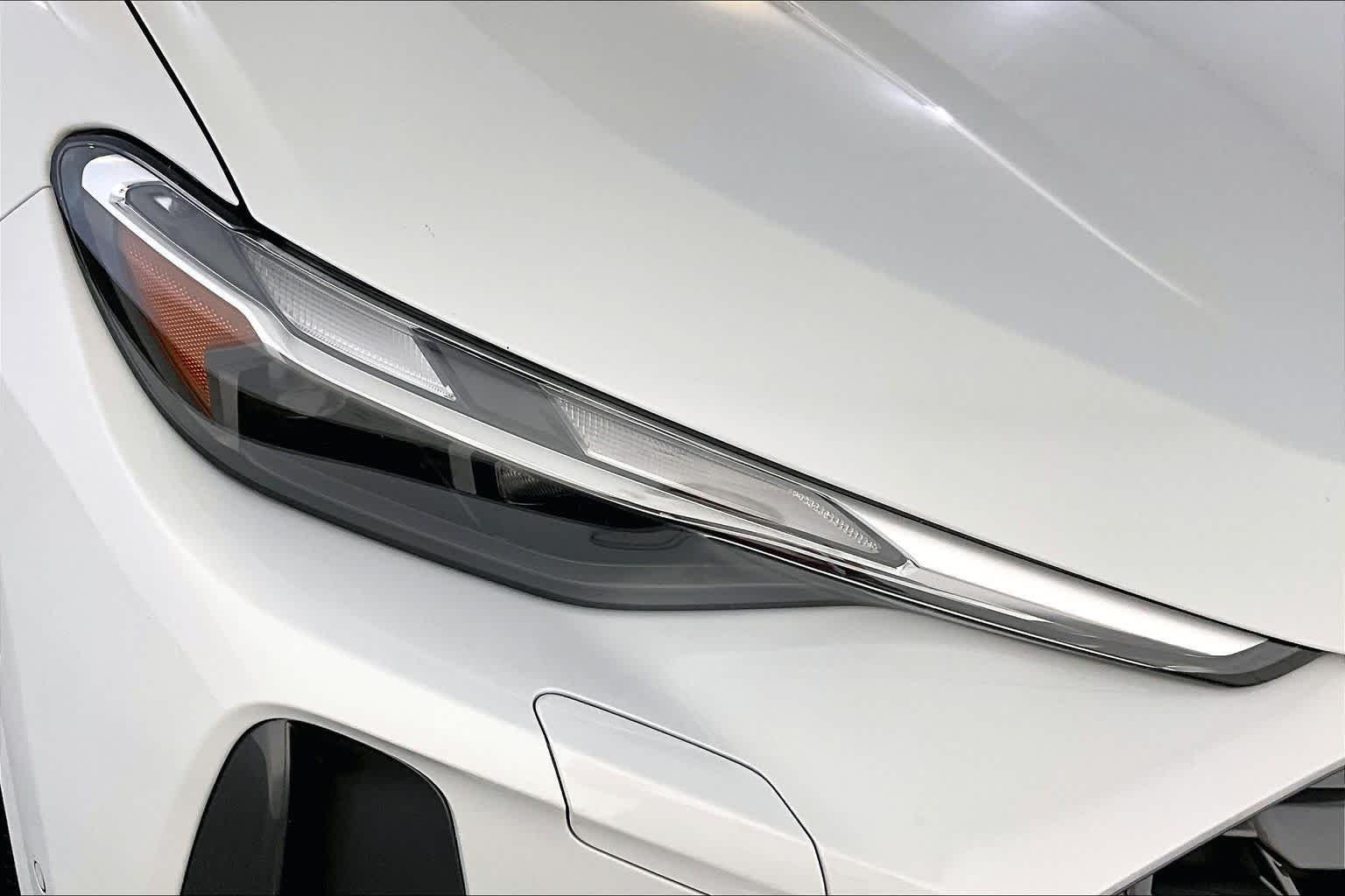 Used 2025 WHITE Audi Premium image 27