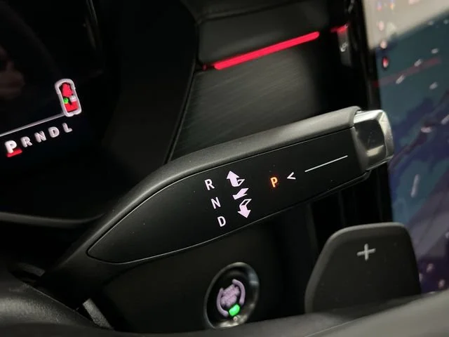 2026 GMC Acadia AT4 - Photo 17